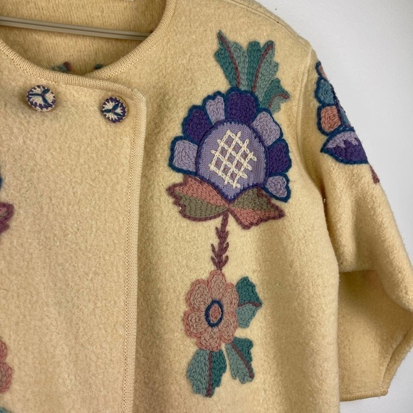 Vintage S.S.G. Catharine Lover Wool Cream Floral Embroidered Cardigan SZ Medium - Picture 4 of 10